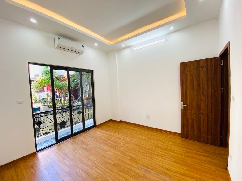 chủ thiện chí bán giảm 200tr nhà phố Vạn Phúc 60m2 xây 5 tầng loanh quanh 11 tỷ